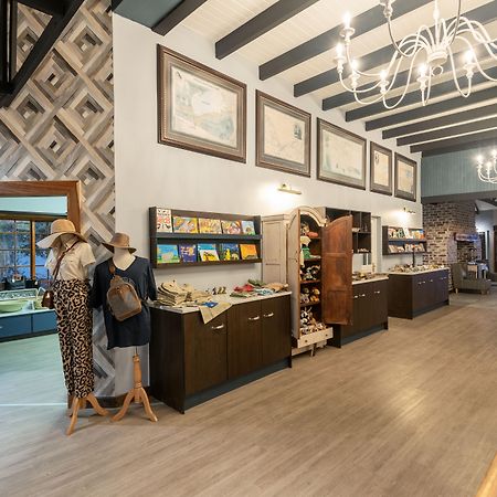 Gondwana Etosha Safari Lodge Okaukuejo Kültér fotó