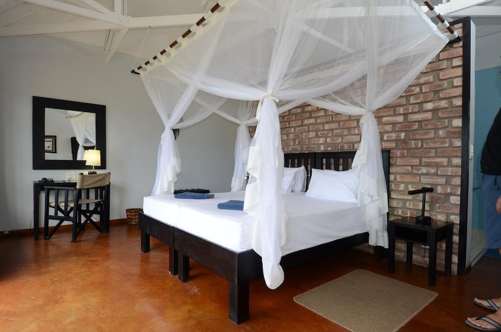 Gondwana Etosha Safari Lodge Okaukuejo Kültér fotó