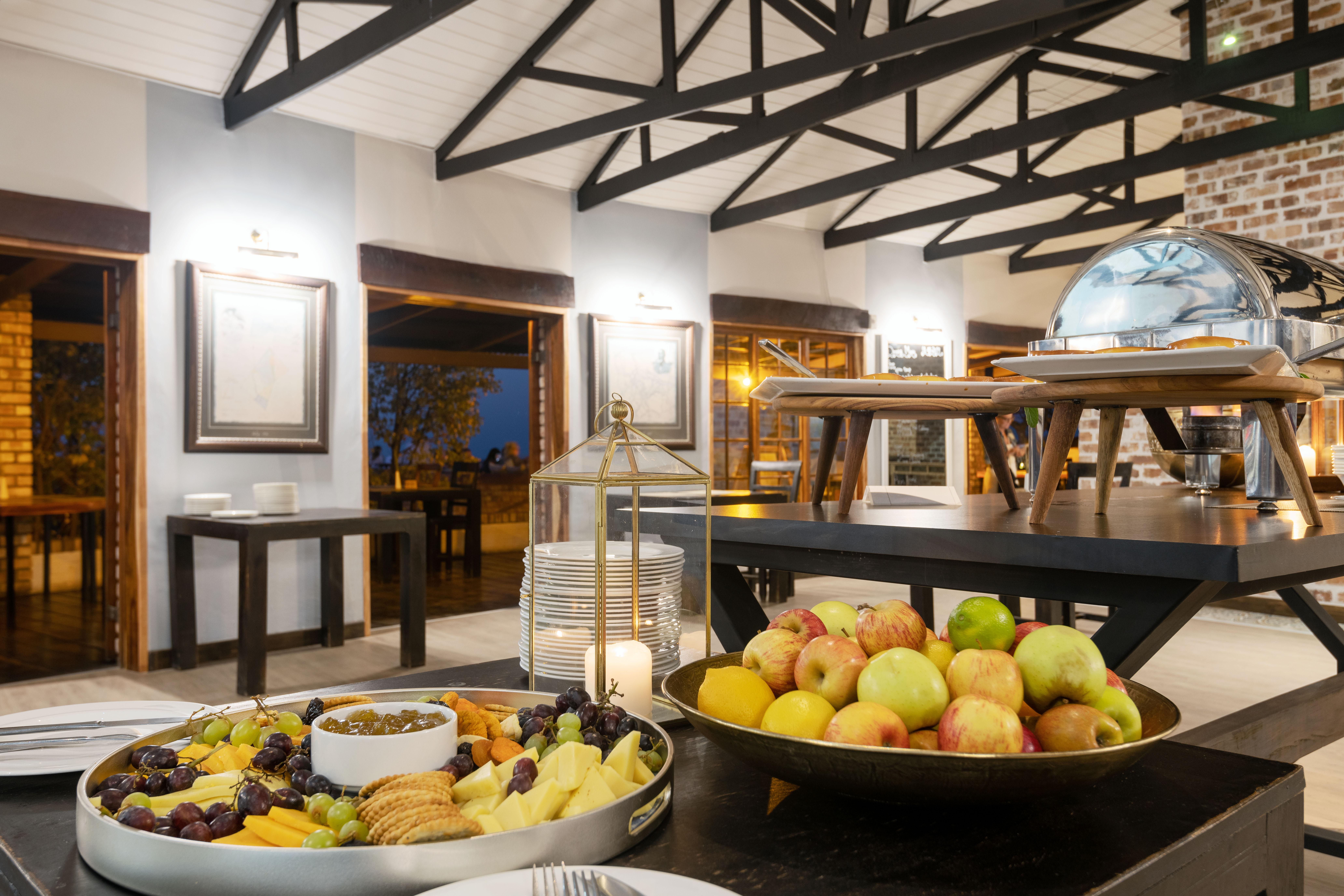 Gondwana Etosha Safari Lodge Okaukuejo Kültér fotó