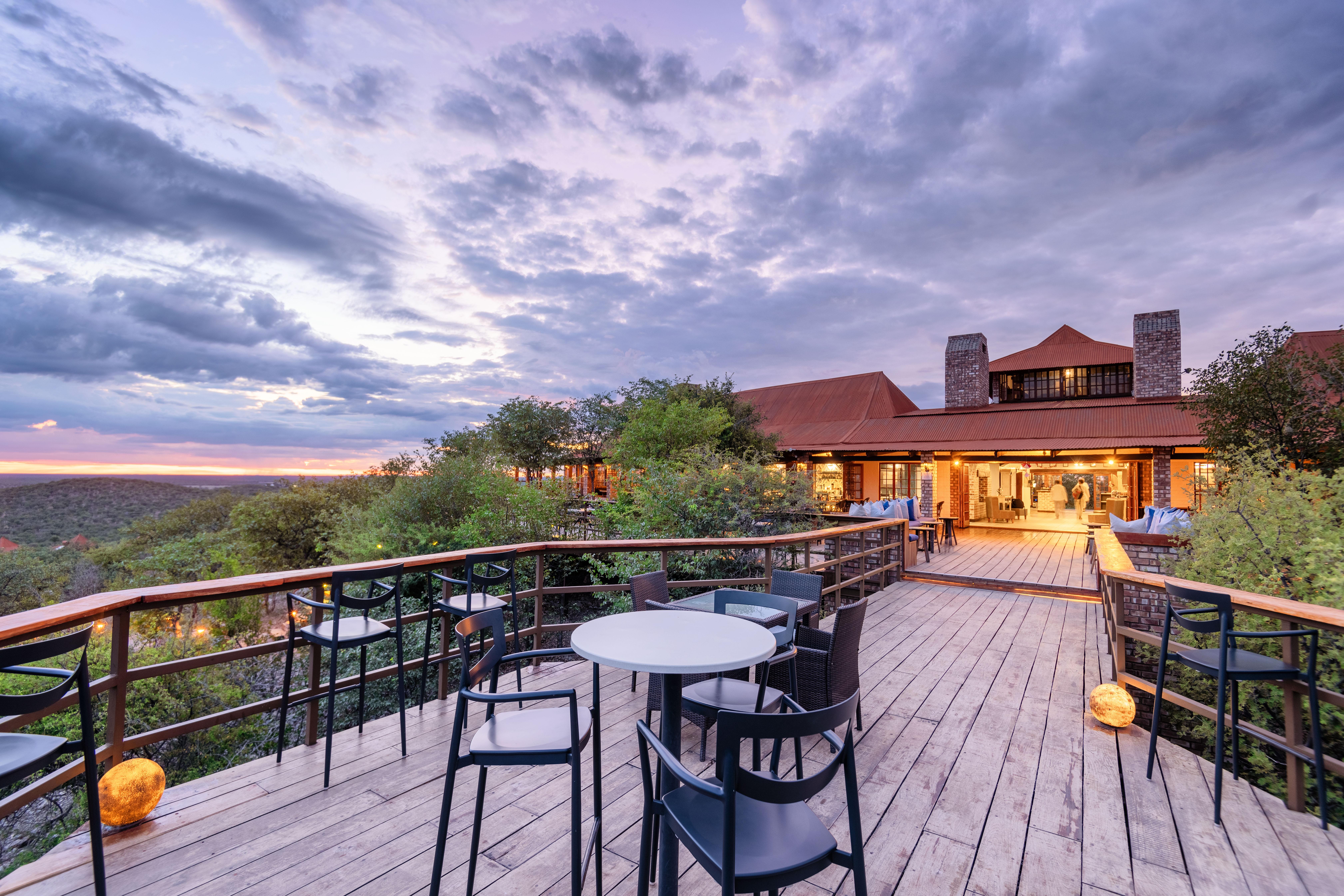 Gondwana Etosha Safari Lodge Okaukuejo Kültér fotó