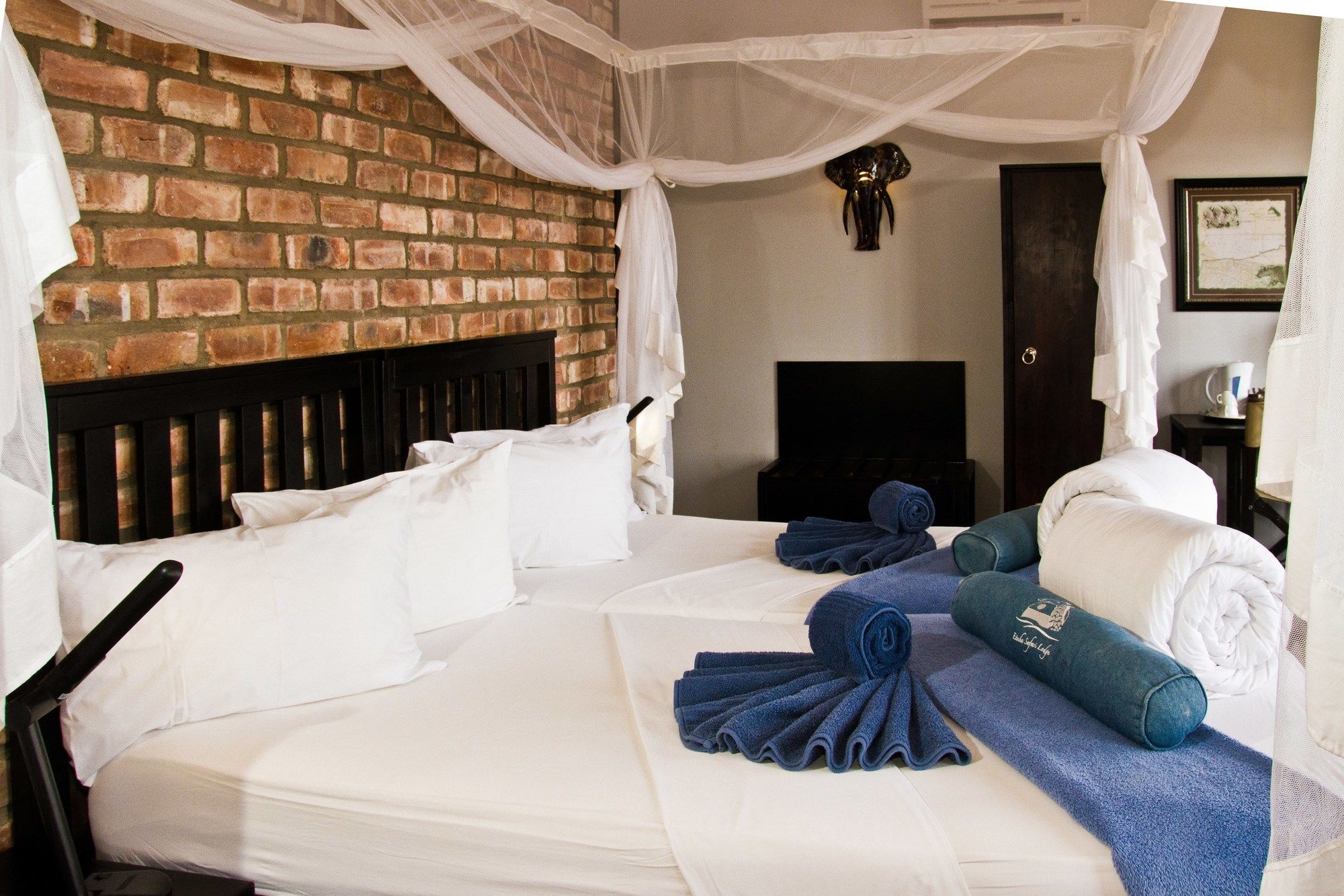 Gondwana Etosha Safari Lodge Okaukuejo Kültér fotó