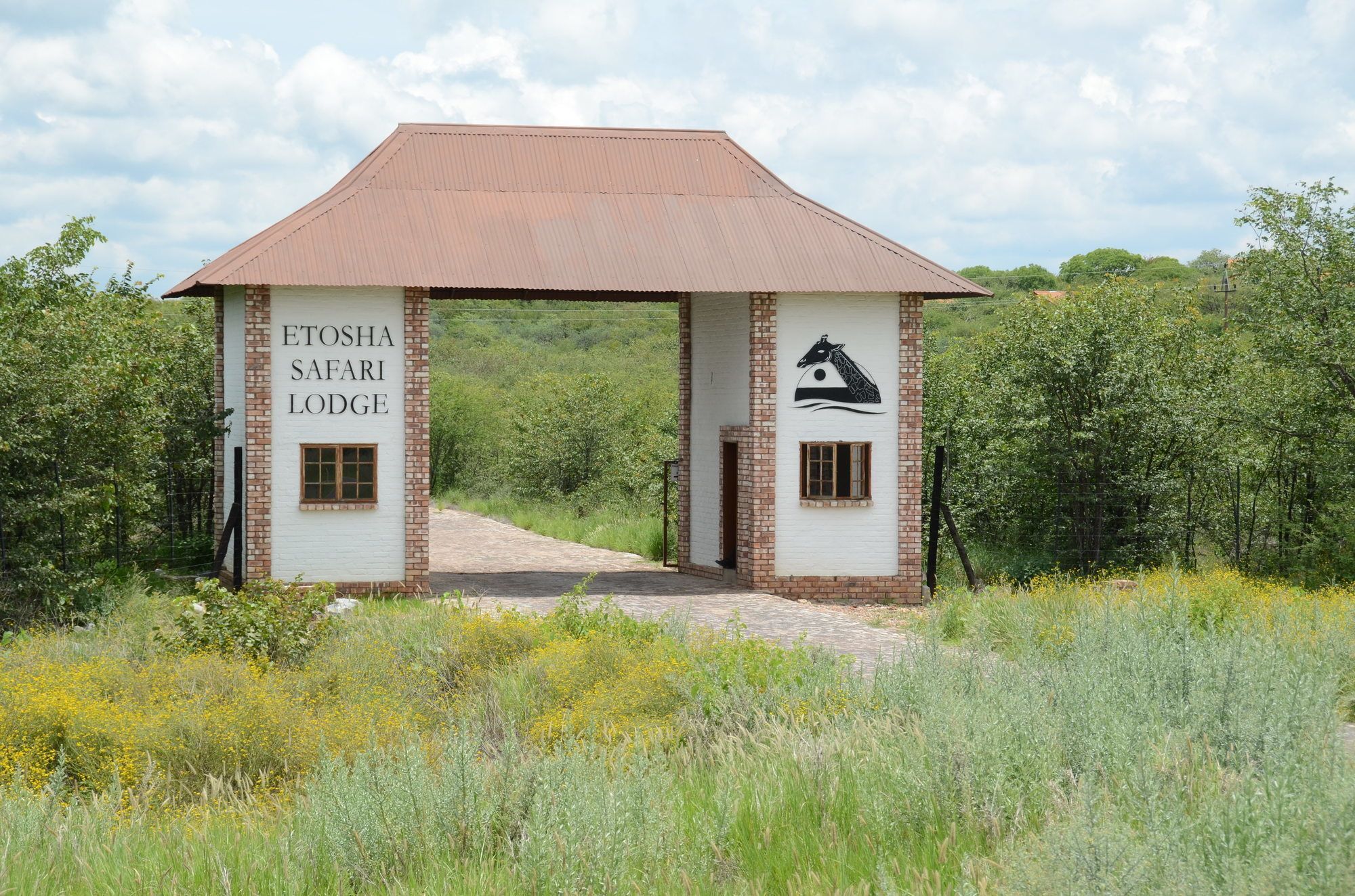 Gondwana Etosha Safari Lodge Okaukuejo Kültér fotó