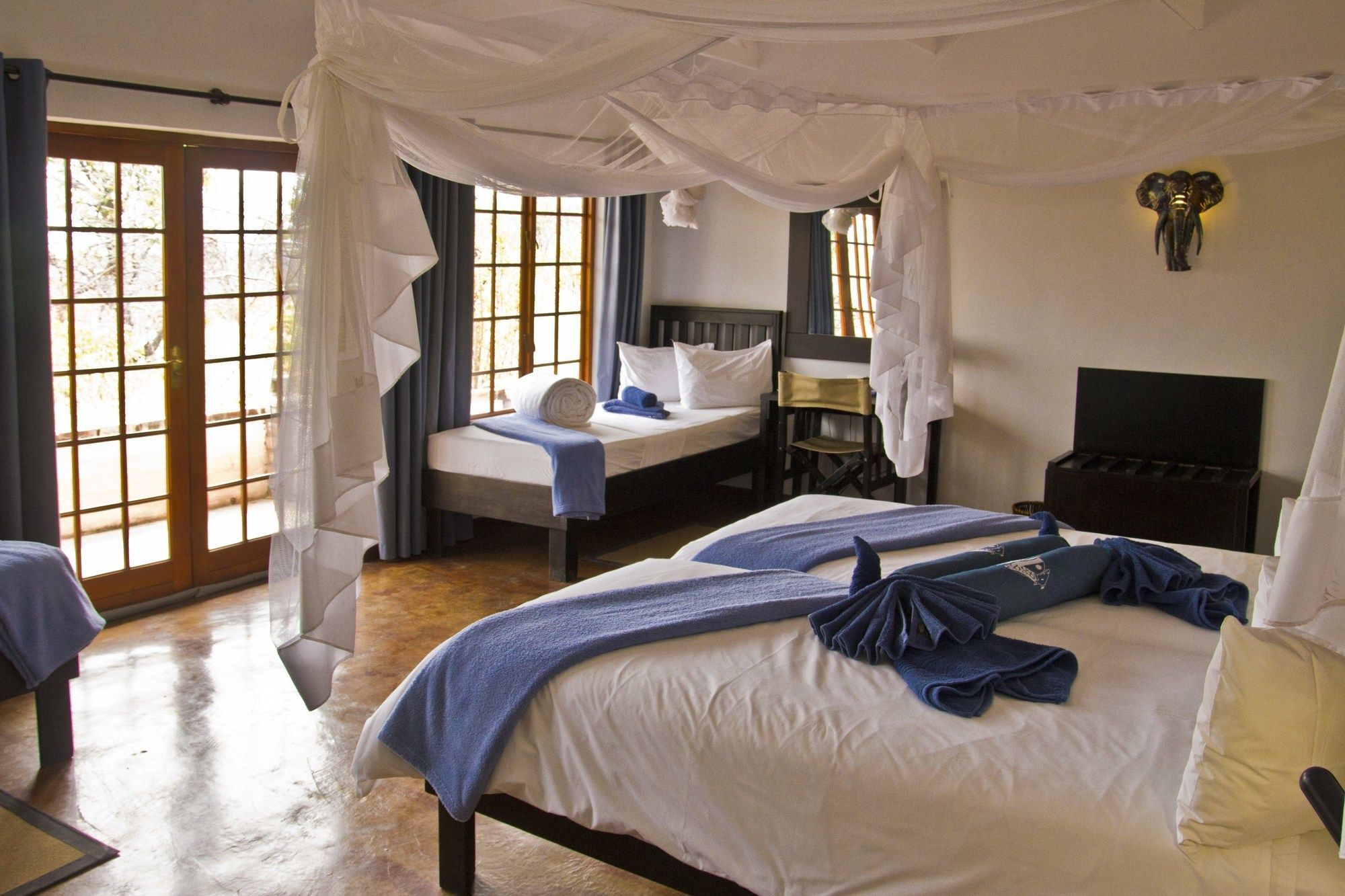 Gondwana Etosha Safari Lodge Okaukuejo Kültér fotó